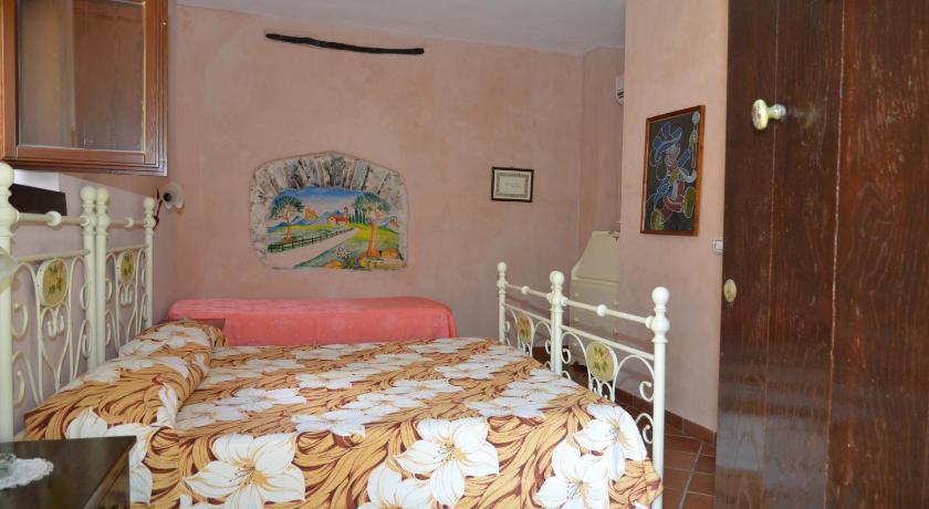 Agrestis Domus Guest House San Giovanni a Piro Bilik gambar